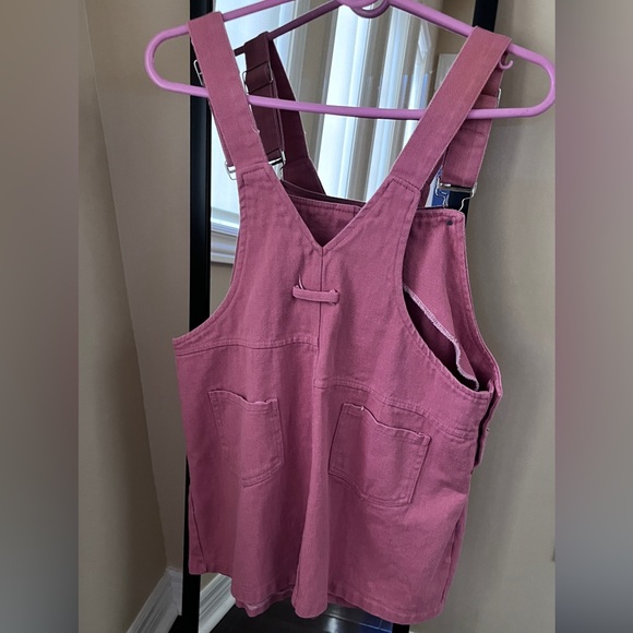 pink overalls size S - Picture 2 of 2